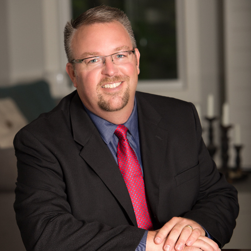 Brian J Leonard headshot
